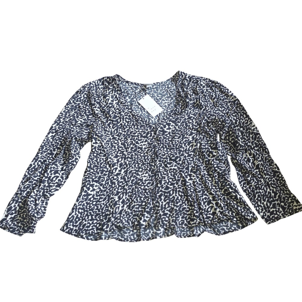 A New‎ Day Womens XL Black Cream Animal Print Button Front V-Neck Rayon Blouse